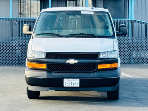 2018 Chevrolet Express 2500