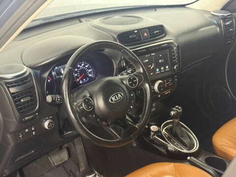 2016 Kia Soul !