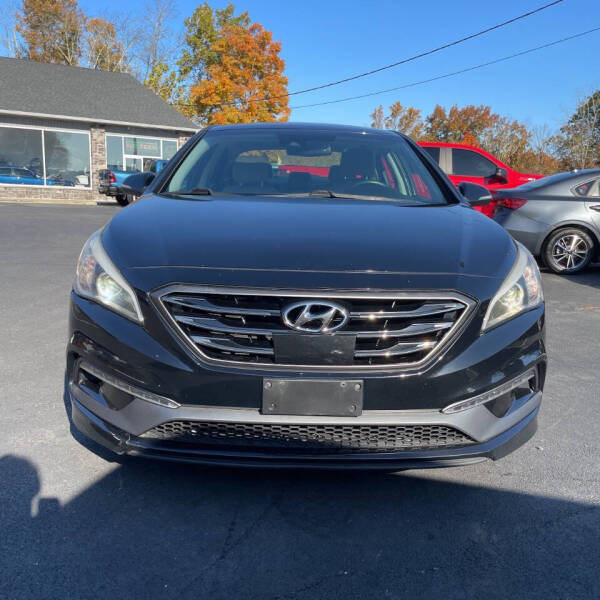 2017 Hyundai Sonata Limited photo 9