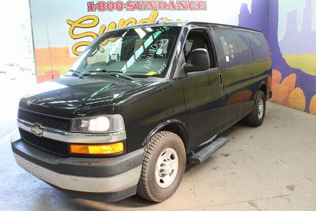 Used 2019 Chevrolet Express Passenger LS with VIN 1GAWGEFG0K1181100 for sale in Grand Ledge, MI