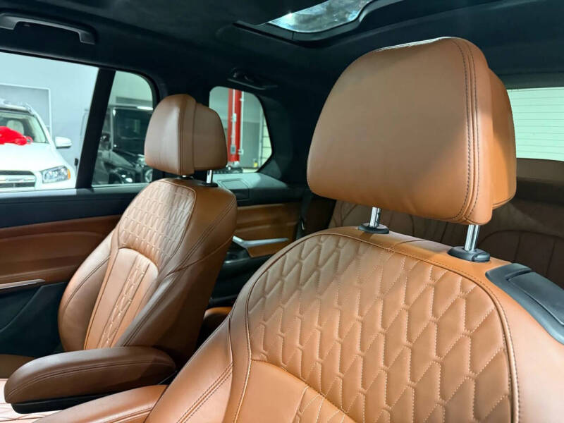 2021 BMW X7 xDrive40i