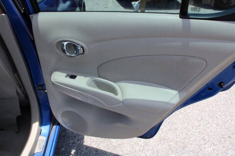 2013 Nissan Versa 1.6 S