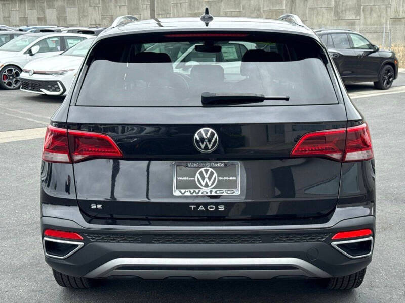 2024 Volkswagen Taos SE