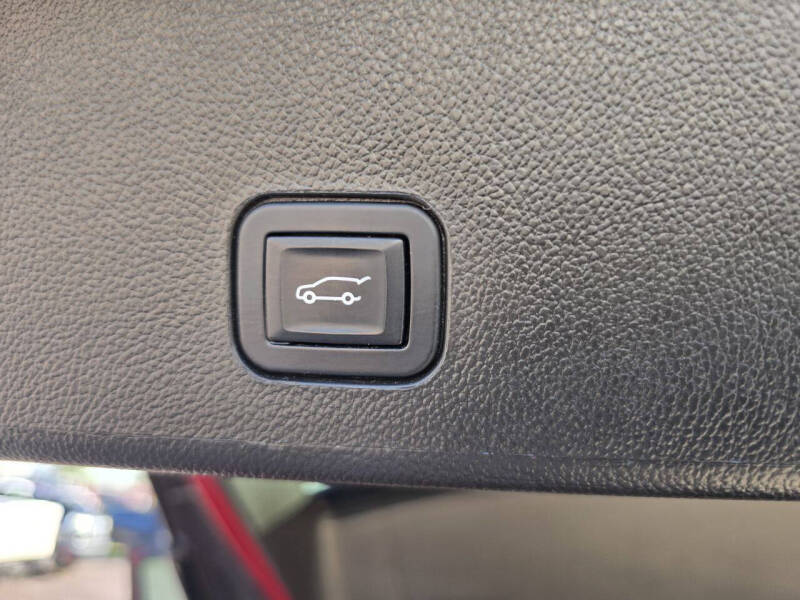 2013 Cadillac SRX Performance Collection