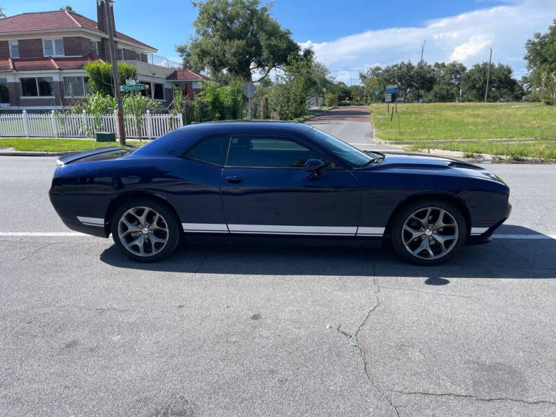 2016 Dodge Challenger SXT