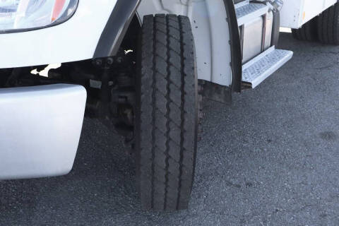 2016 Freightliner M2 106