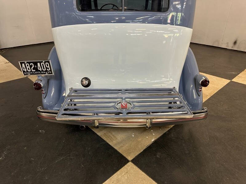 1935 Cadillac 355 Imperial