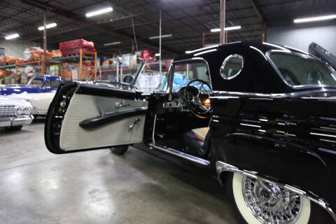 1957 Ford Thunderbird