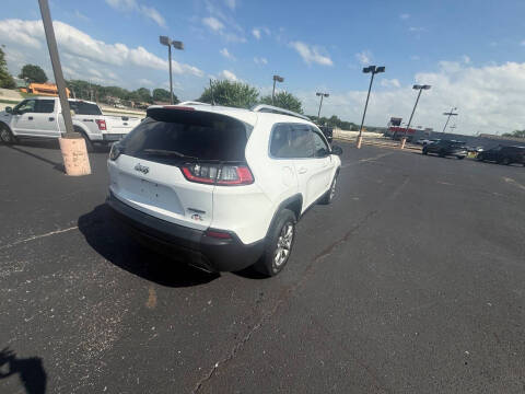 2019 Jeep Cherokee Latitude Plus