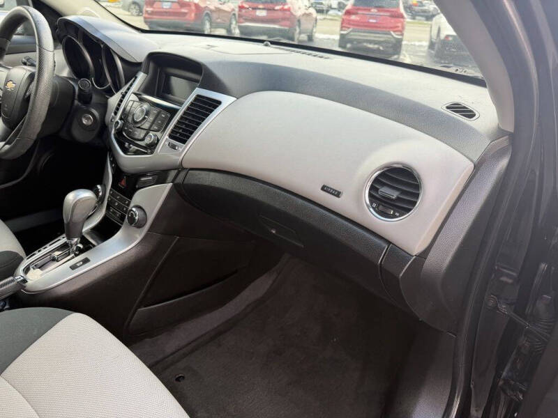 2011 Chevrolet Cruze LS