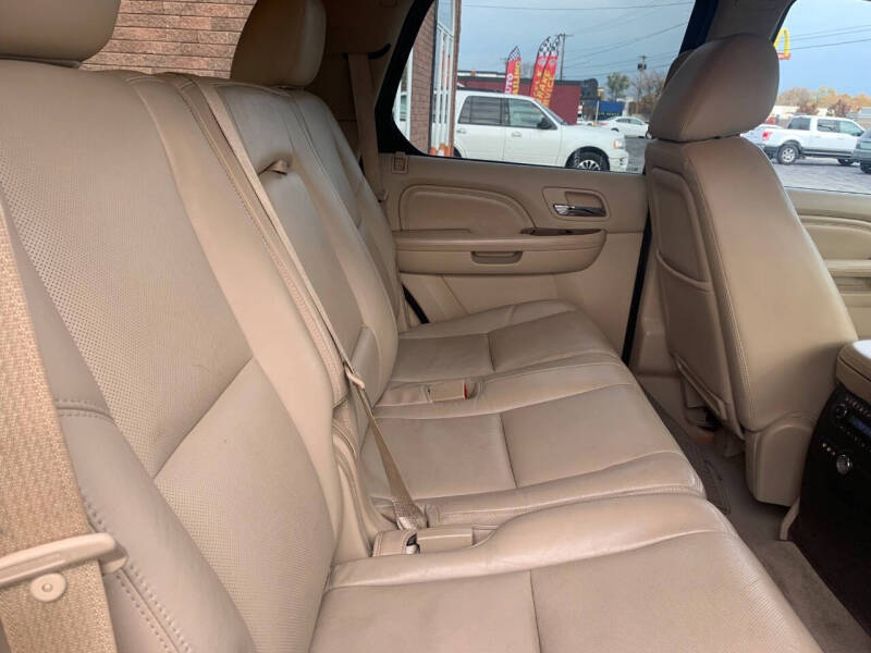 2014 Cadillac Escalade Luxury