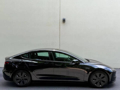 2025 Tesla Model 3 Long Range