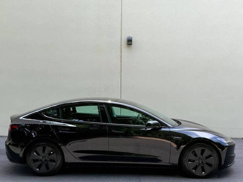 2025 Tesla Model 3 Long Range