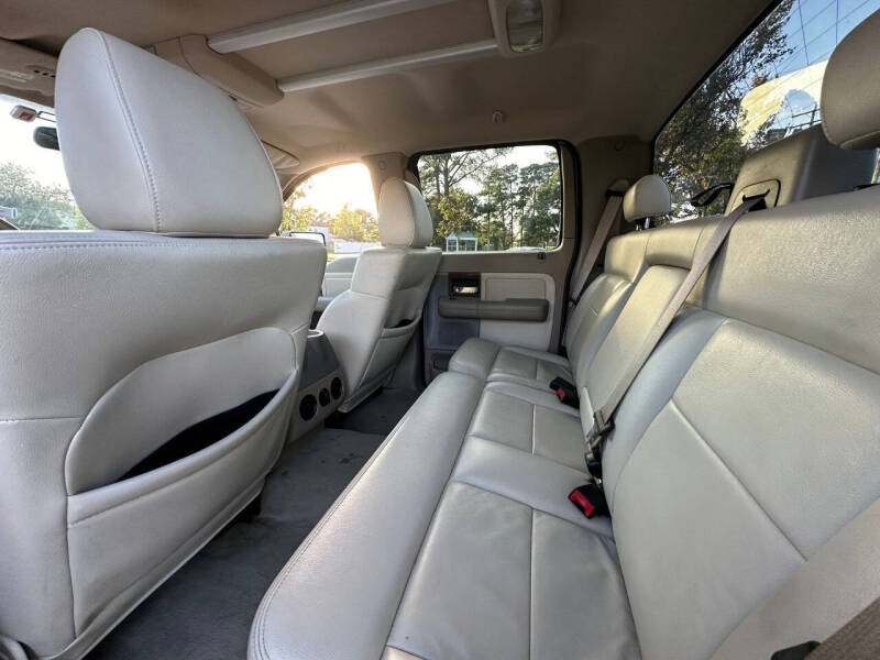 2004 Ford F-150 Lariat