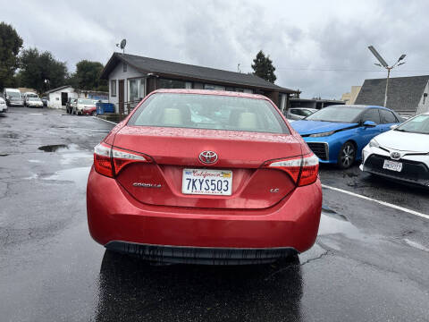 2015 Toyota Corolla LE