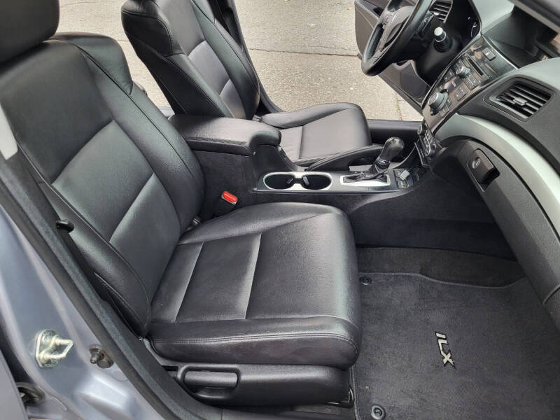 2016 Acura ILX w/AcuraWatch