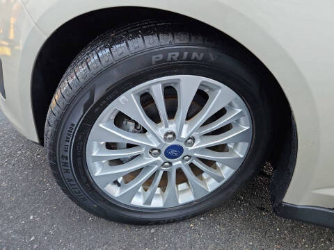 2018 Ford C-MAX Hybrid SE