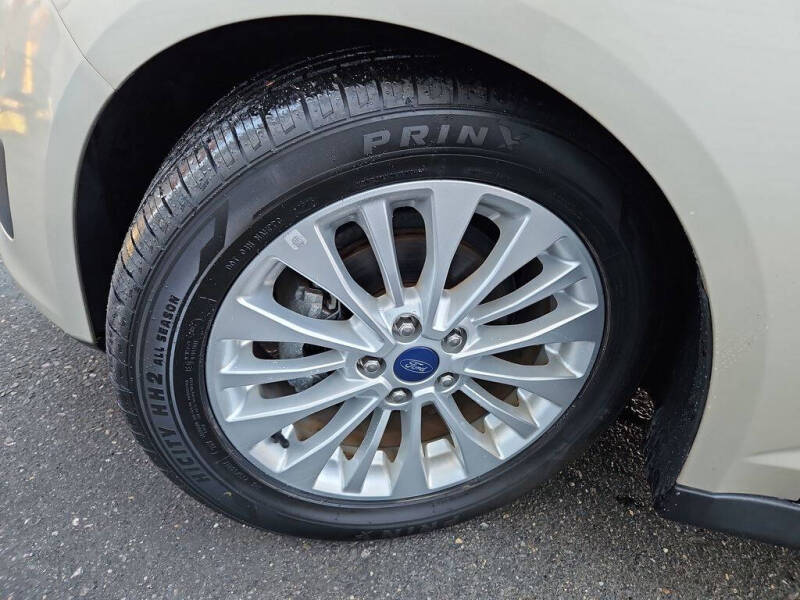 2018 Ford C-MAX Hybrid SE