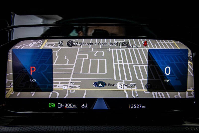 2023 Volkswagen Golf GTI SE