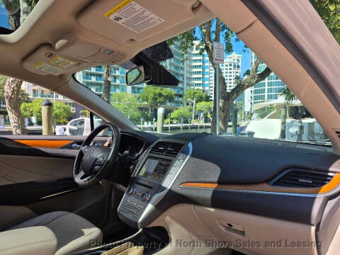 2017 Lincoln MKC Select