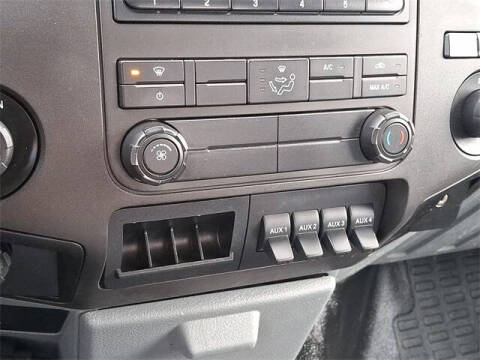 2015 Ford F-350 Super Duty XL