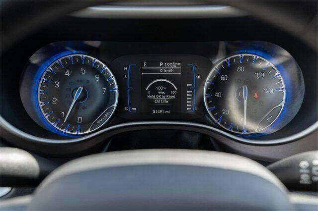 2020 Chrysler Voyager LXi