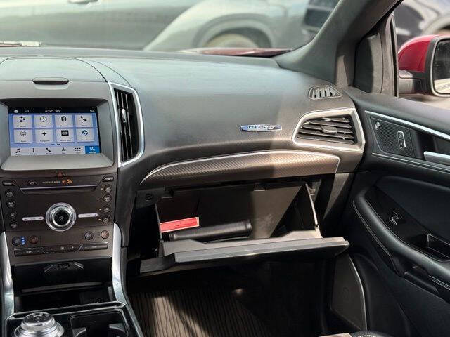2019 Ford Edge ST