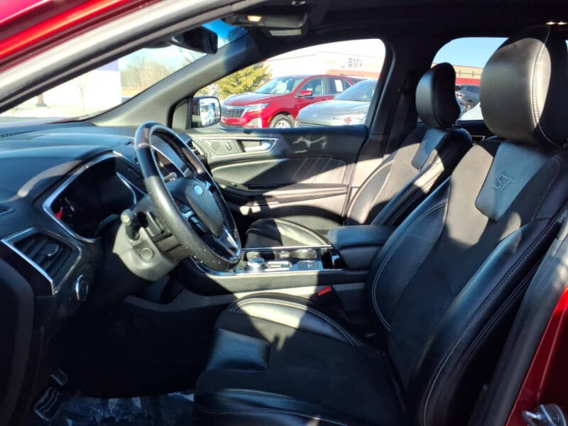 2019 Ford Edge ST