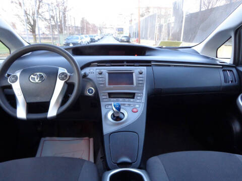 2013 Toyota Prius Three