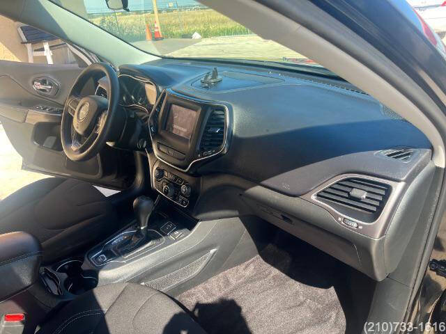 2019 Jeep Cherokee Latitude