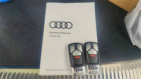 2024 Audi Q5 e quattro S line Prestg 55 TFSI