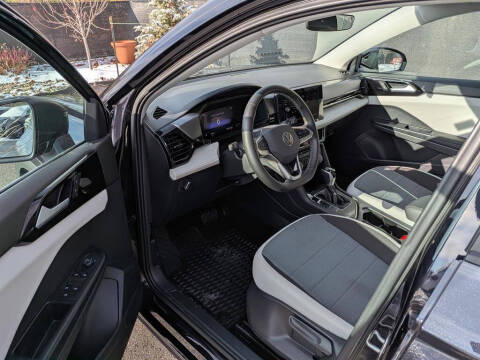 2025 Volkswagen Taos S