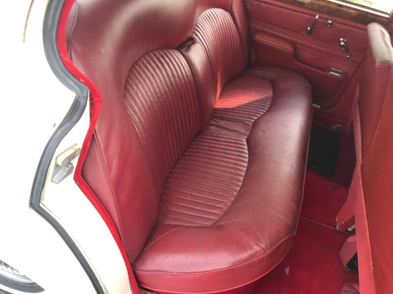 1967 Jaguar Mark II  3.8L S type