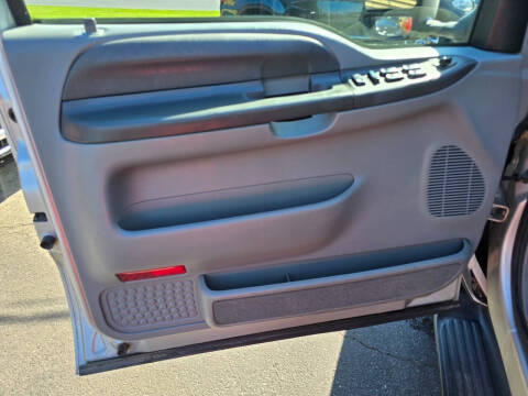 2004 Ford Excursion XLT