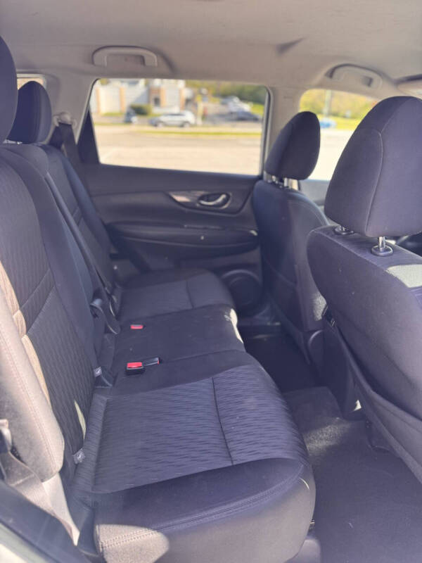 2017 Nissan Rogue S