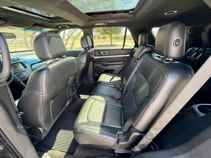 2016 Ford Explorer Sport
