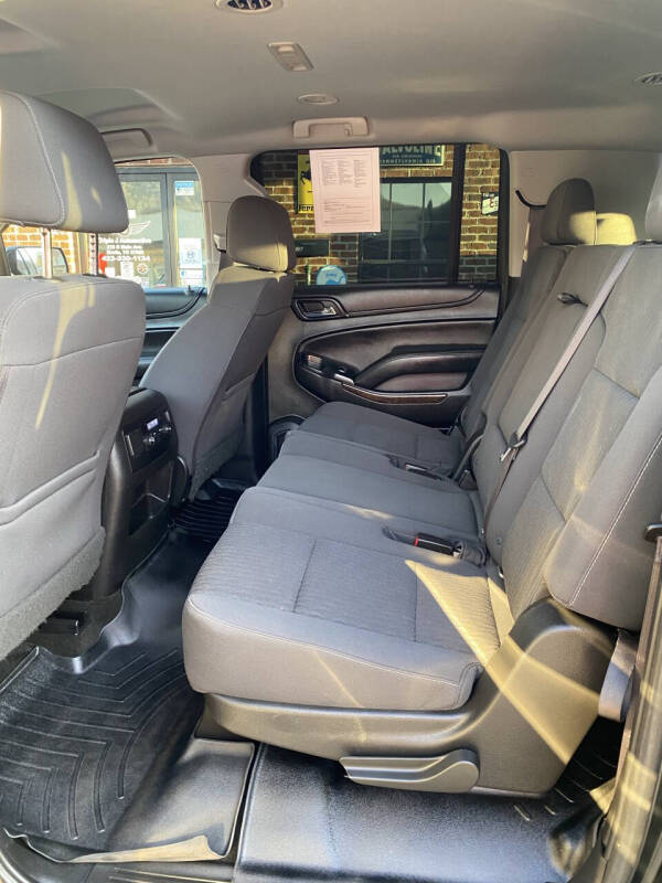 2017 Chevrolet Suburban LS