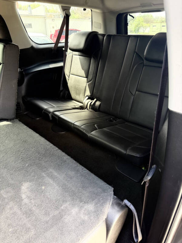 2017 Chevrolet Suburban LT