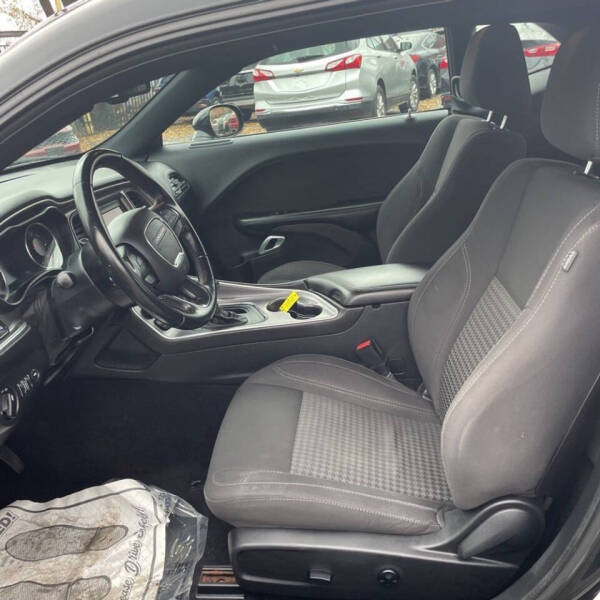 2019 Dodge Challenger SXT