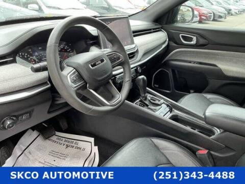 2023 Jeep Compass Latitude Lux
