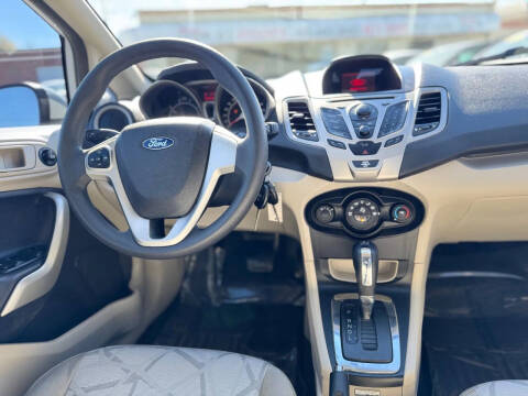 2012 Ford Fiesta SE