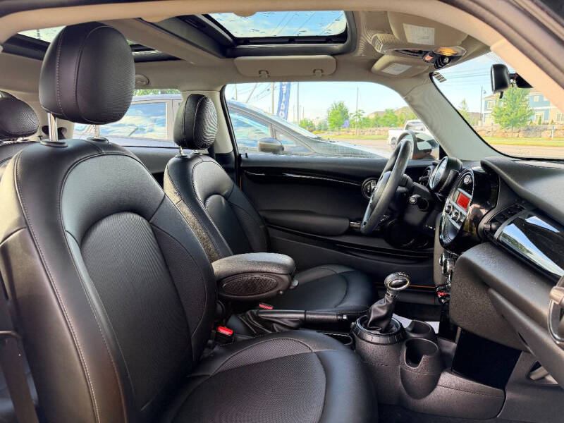 2015 MINI Hardtop 2 Door Cooper