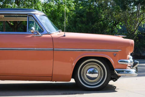 1954 Ford Crestline