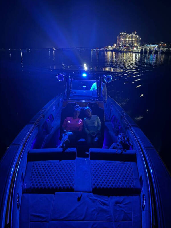 2016 Statement Marine 380 Open