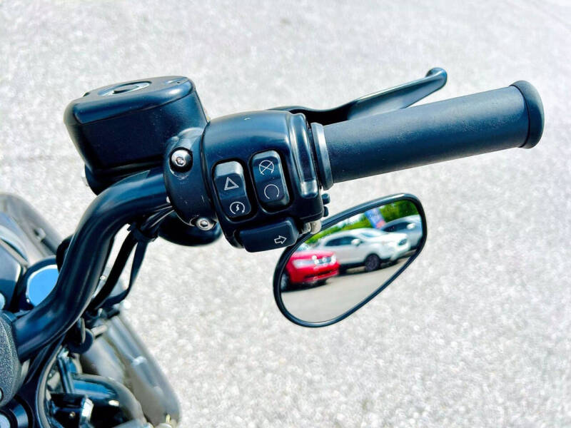 2020 Harley-Davidson XL883N Iron 883