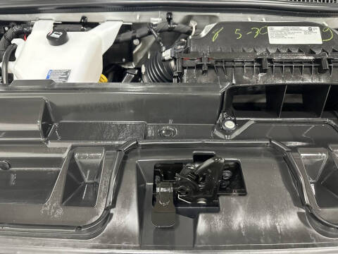 2025 Chevrolet Express LT 3500