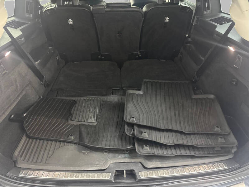 2021 Volvo XC90 T5 Momentum