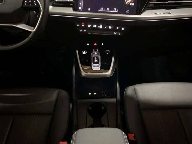 2024 Audi Q4 e-tron quattro Premium 55