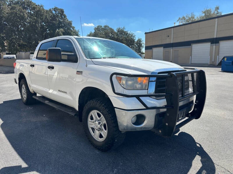 2011 Toyota Tundra Grade