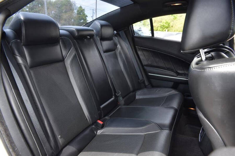 2016 Dodge Charger SXT